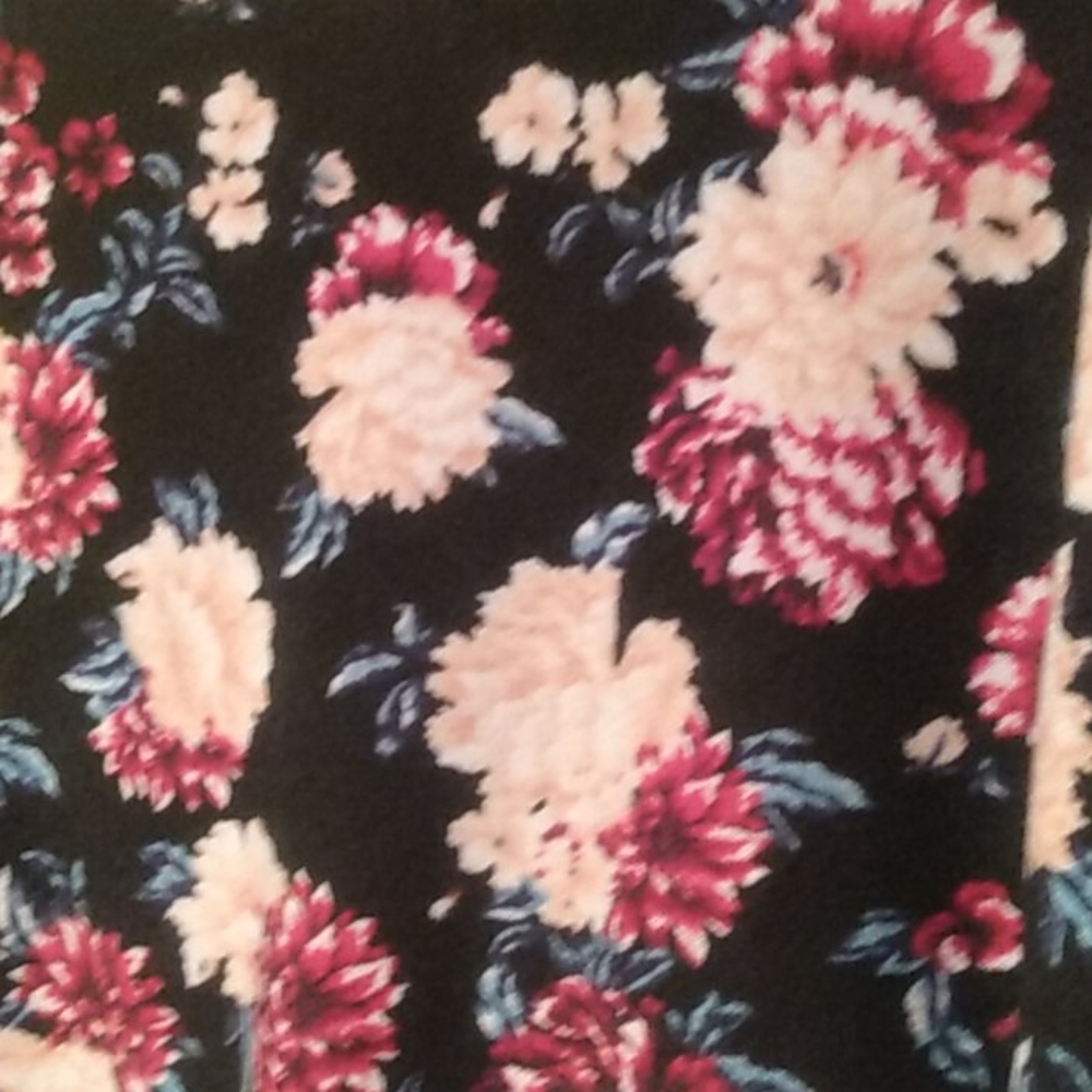 Blouse - Picture 2 of 3